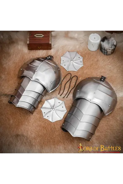Pauldrons gothiques avec rondelles - Celtic Webmerchant