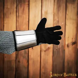 Chain mail gloves with steel plates - Celtic Webmerchant