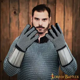 Chain mail gloves with steel plates - Celtic Webmerchant