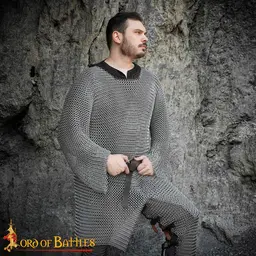 Chainmail hauberk, galvanized, butted round rings - Celtic Webmerchant