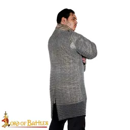 Hauberk met split, verzinkt, ongeklonken 10 mm - Celtic Webmerchant