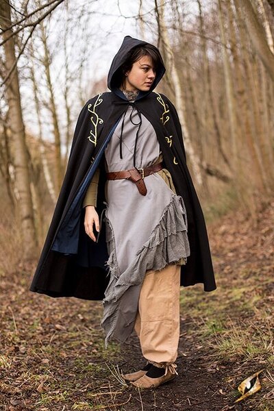 Cape brodée Terra, noire - Celtic Webmerchant