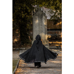 Embroidered cloak Damia, black - Celtic Webmerchant