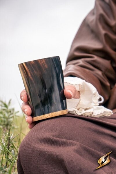 Horn Cup Adventurer, Dark - Celtic Webmerchant