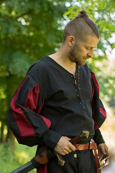 Chemise Landsknecht, noir / rouge - Celtic Webmerchant