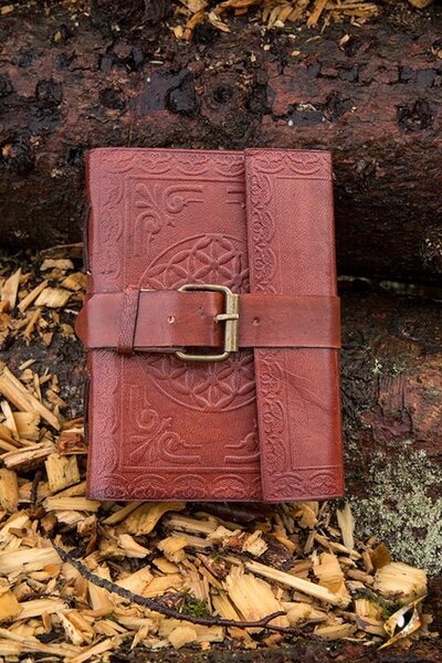 Leather diary Burgos, large - Celtic Webmerchant