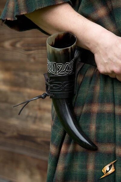 Leather drinking horn holder Edda, black - Celtic Webmerchant