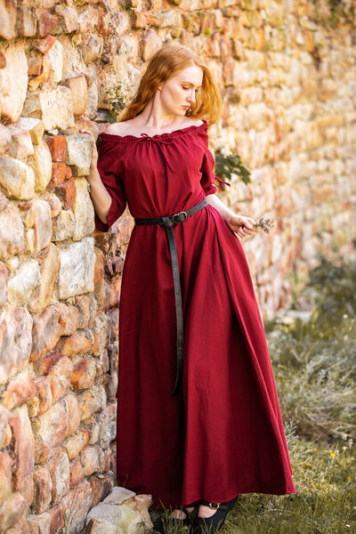 Sukienka festiwalowa Melisande, czerwona - Celtic Webmerchant