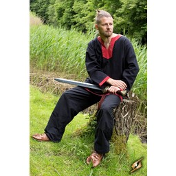 Medieval long-sleeved tunic black-red - Celtic Webmerchant