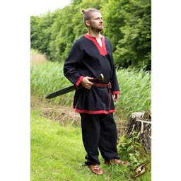 Middeleeuwse tuniek met lange mouwen zwart-rood - Celtic Webmerchant