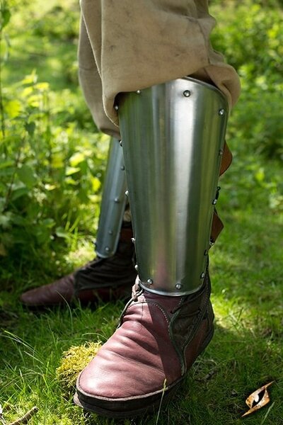 Greaves Warrior - Celtic Webmerchant
