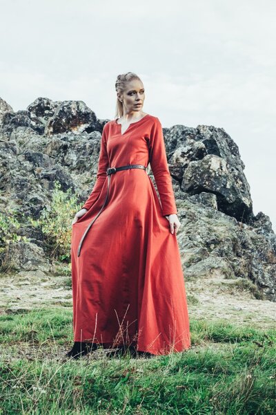 Wikingerkleid Lina, rot - Celtic Webmerchant