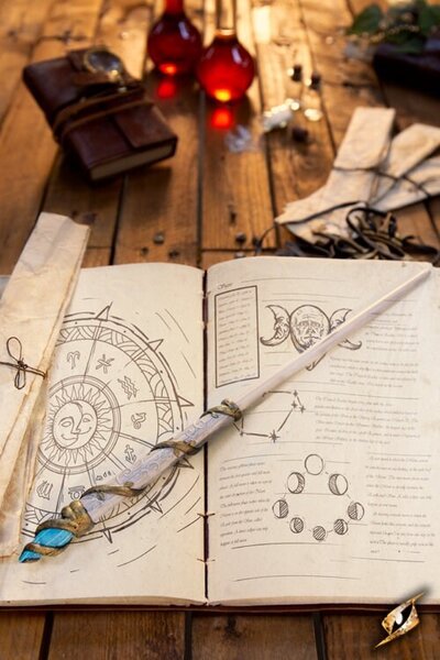 Wand Sabrina, vit - Celtic Webmerchant