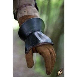 Hourglass half-gauntlets Nurnberg, patinated - Celtic Webmerchant