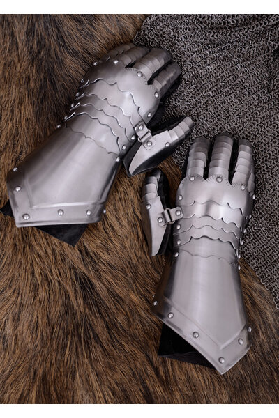 Niemiecki Gothic rękawica - Celtic Webmerchant