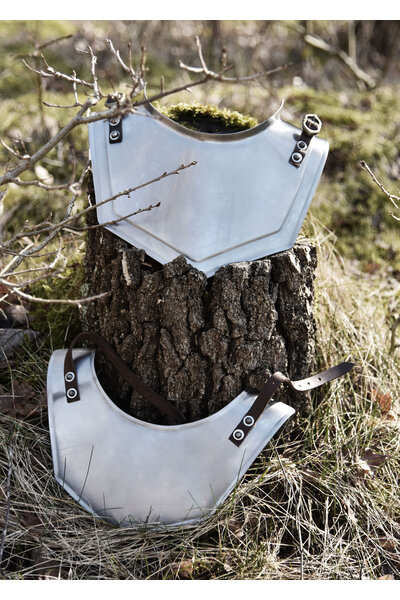 16th century gorget - Celtic Webmerchant
