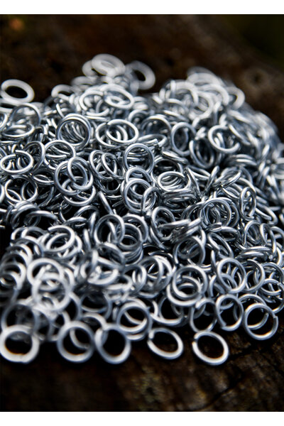 1 kg ocynkowanych pierścieni kolczugi, bez nitów, 8 mm - Celtic Webmerchant