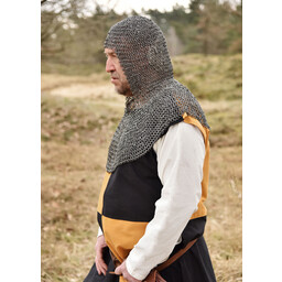 Coif mit eckigem Ausschnitt, Rundringe - Rundnieten, 8 mm - Celtic Webmerchant