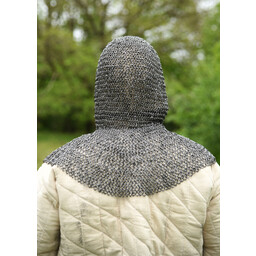 Coif med triangulära visir, Runda ringar - Runda nitar, 8 mm - Celtic Webmerchant