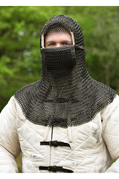 Coif med kvadrat visir, svärtade, 8 mm - Celtic Webmerchant