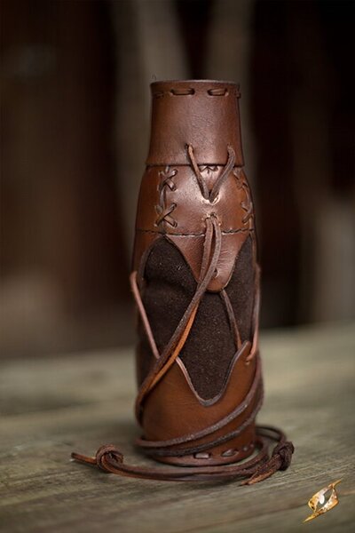 Holder for plastic bottle, brown - Celtic Webmerchant