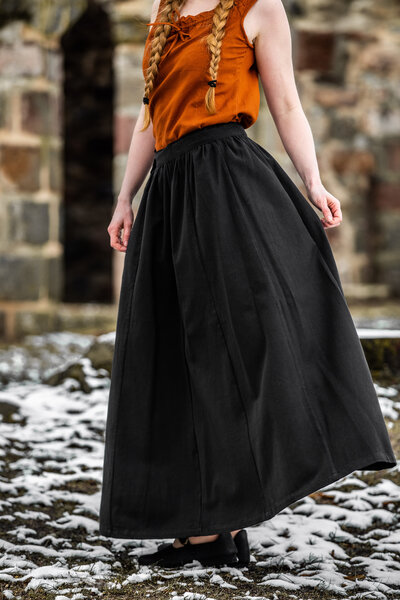 Middelalderskørt Konstanze, sort - Celtic Webmerchant
