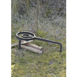 Medieval cooking stand tripod, hand-forged - Celtic Webmerchant