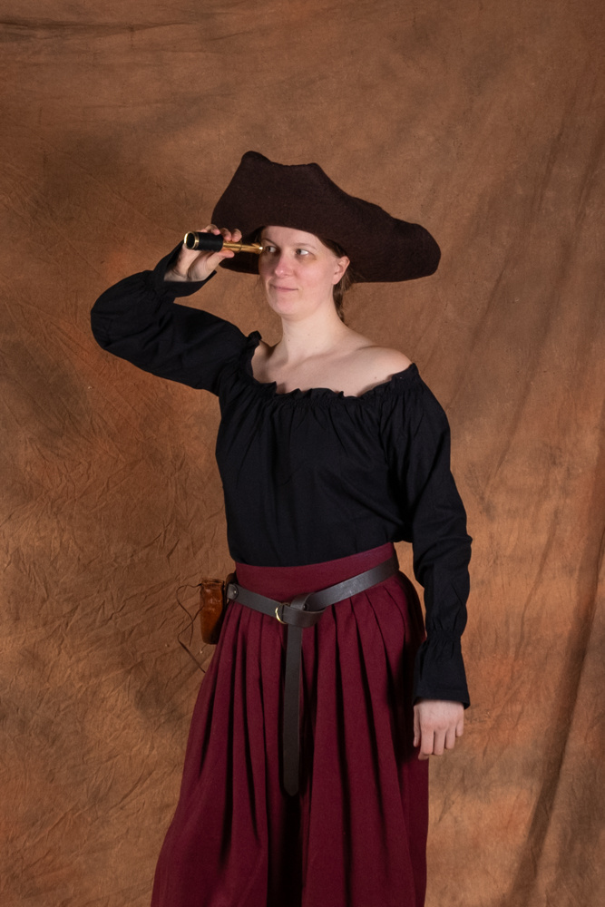 Mix&Match budget: Pirate woman