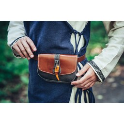 Bag Beocca with wooden button - Celtic Webmerchant