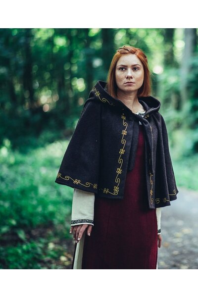 Wool chaperon Runa, black - Celtic Webmerchant