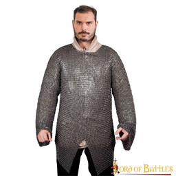 Hauberk mit Schlitz, flache Ringe, runde Nieten 9 mm - Celtic Webmerchant