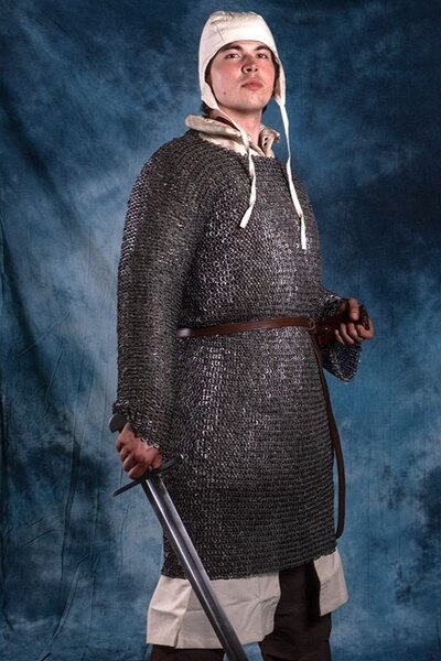 Cota de malla, anillas redondas, remaches redondos de 8 mm - Celtic Webmerchant