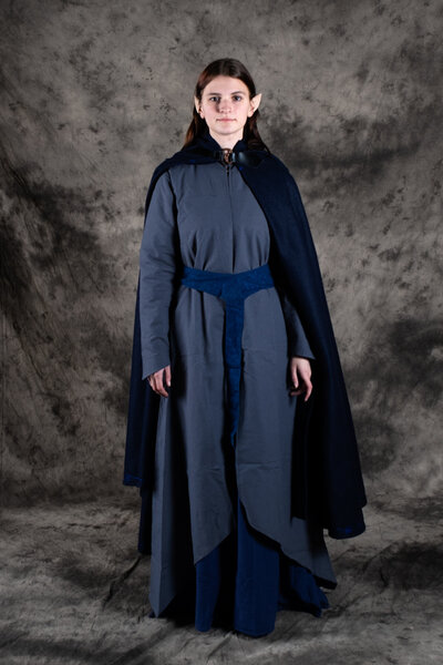Dress Ranwen, grey - Celtic Webmerchant