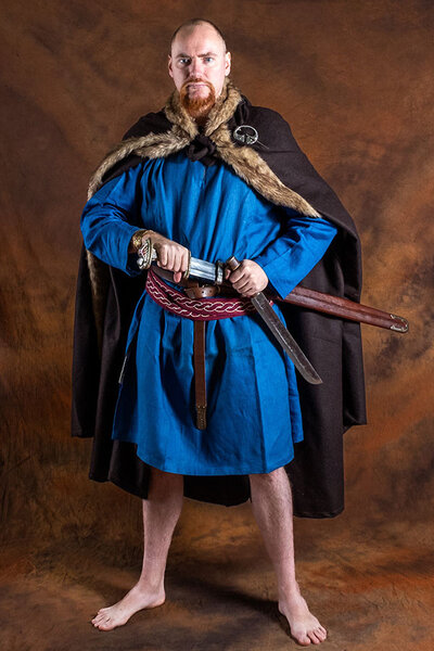 Wikingertunika Leinen Halvar, blau - Celtic Webmerchant