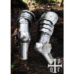 Gothic arm armor, 16th century - Celtic Webmerchant