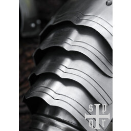 Gothic arm armor, 16th century - Celtic Webmerchant