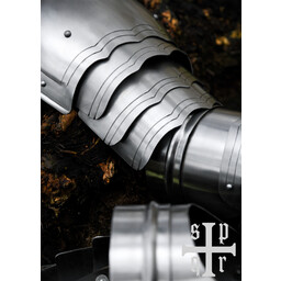 Gothic arm armor, 16th century - Celtic Webmerchant