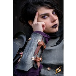 Renegade kvinnors rustning, armskenor - Celtic Webmerchant