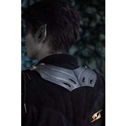 Dark elven Eventide gorget - Celtic Webmerchant