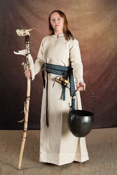 Robe Thora, naturelle - Celtic Webmerchant