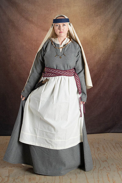 Fartuch Alianor, naturalne - Celtic Webmerchant