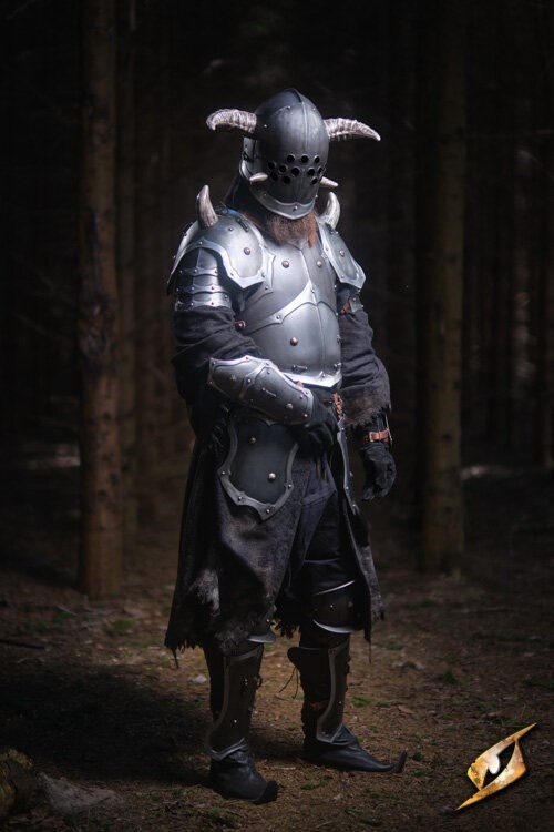 "Fantasy-Rüstung: