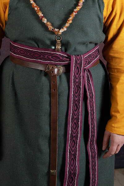 Viking belt Caja, red - Celtic Webmerchant