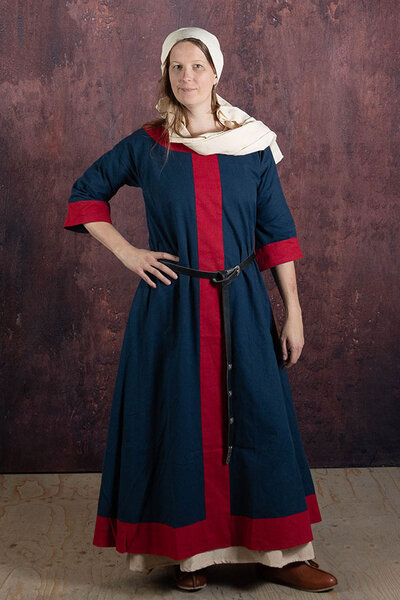 (Early) medieval dress Clotild, blue-red - Celtic Webmerchant