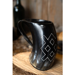 Taza vikinga Ivar con soporte para cinturón - Celtic Webmerchant