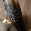 Corno da bere con vegvisir e accessori in ottone - Celtic Webmerchant