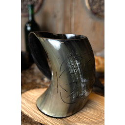 Horn mug with Celtic motif - Celtic Webmerchant