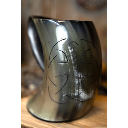 Hornkrug mit keltischem Motiv - Celtic Webmerchant