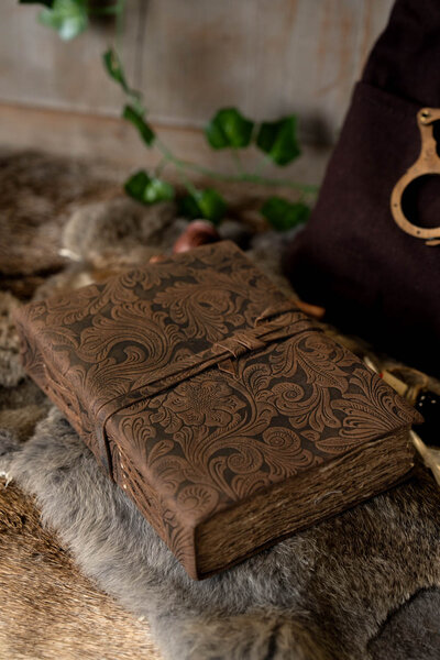 Libro in pelle vintage Cordoba - Celtic Webmerchant