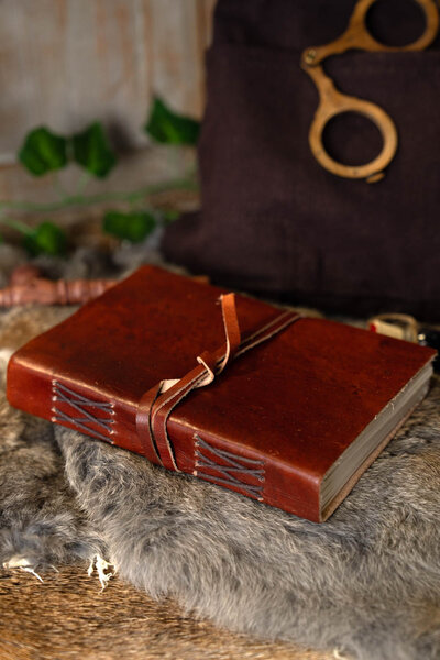 Carnet en cuir de sorcier - Celtic Webmerchant